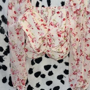 Floral cropped blouse